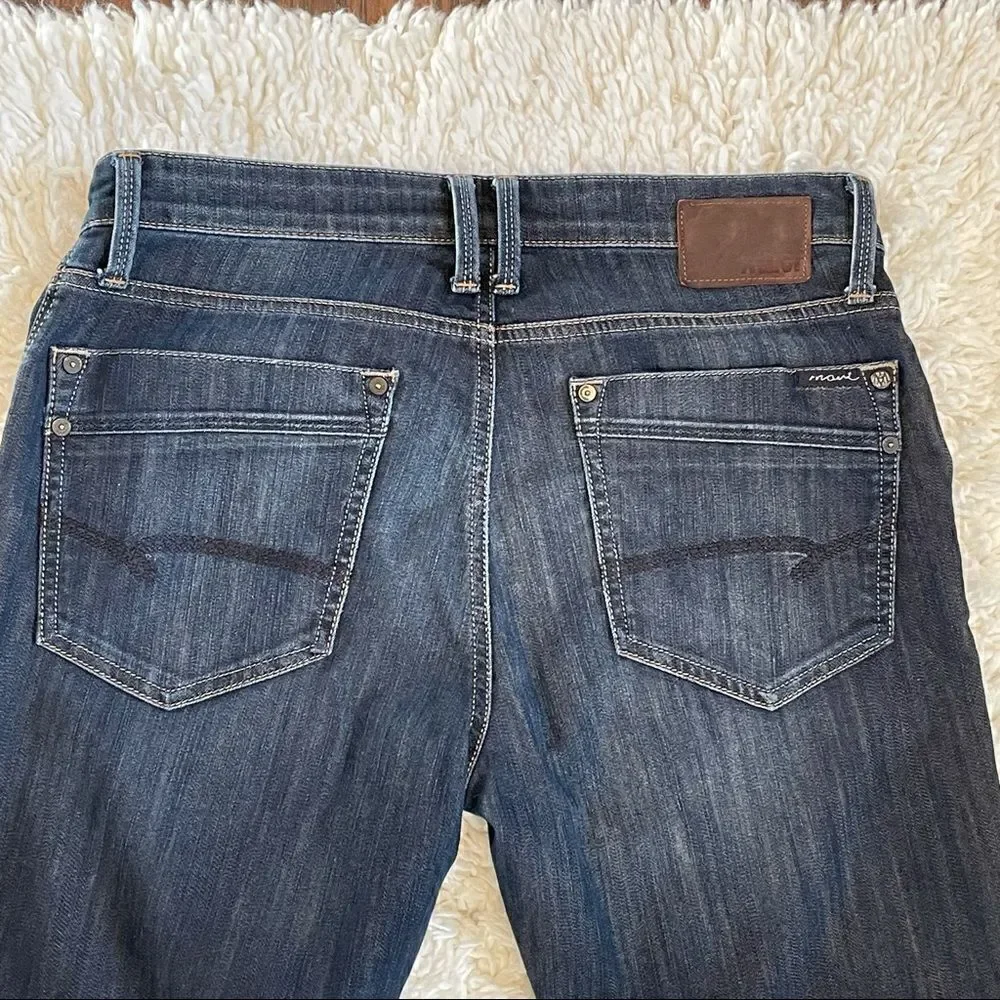 Mavi Zach Straight Tag tailored, now 34X27 Dark Blue, snug waist, loose leg